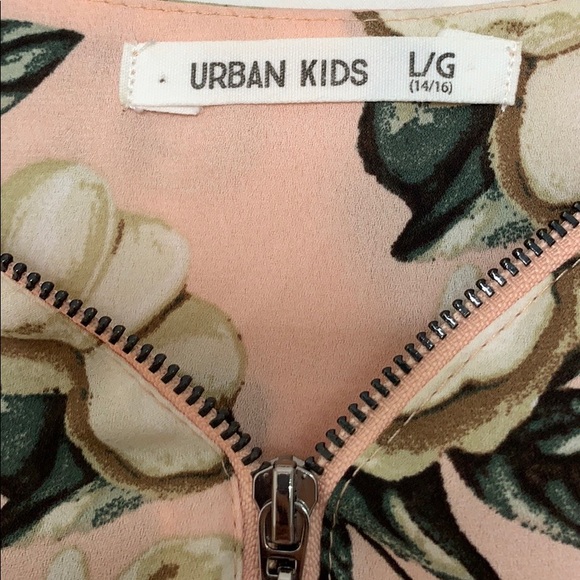 A really cute summer Dress L/G - Picture 5 of 8